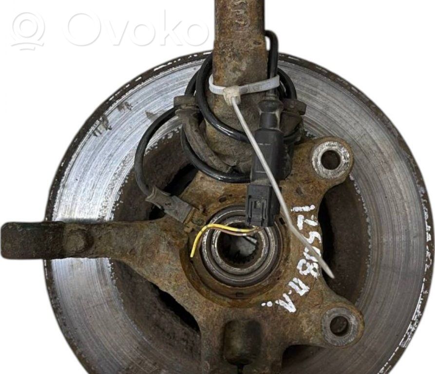 Nissan Note (E11) Front wheel hub spindle knuckle 