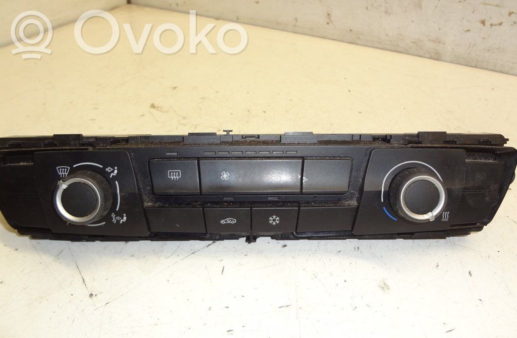 BMW 1 F20 F21 Climate control unit 