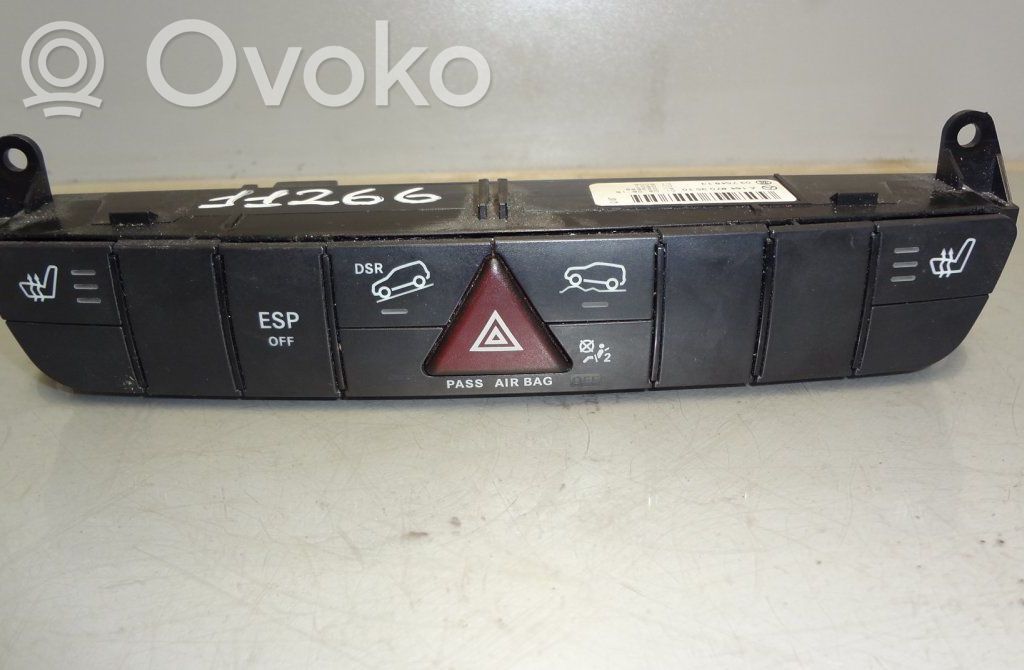 Mercedes-Benz ML W164 Un conjunto de interruptores 