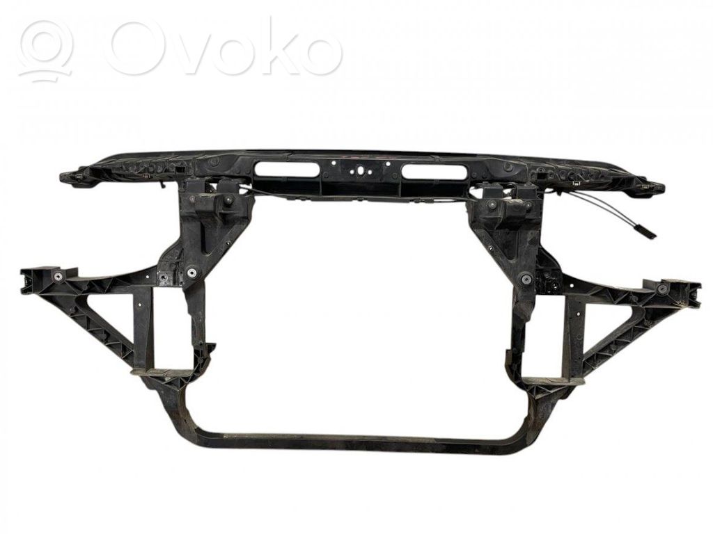 BMW X3 E83 Radiatorių panelė 