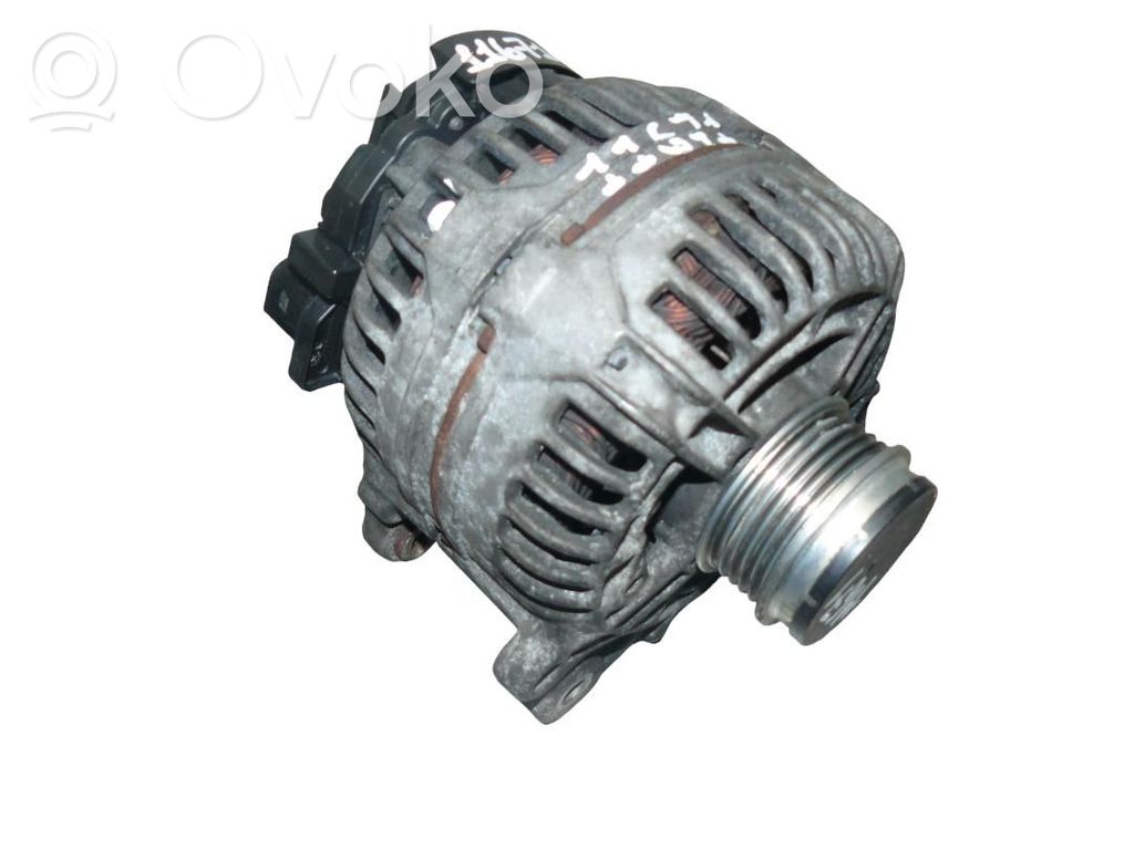 Audi A6 S6 C5 4B Alternador 