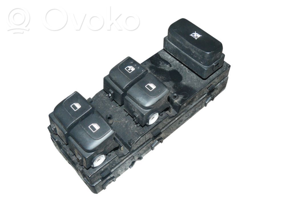 KIA Stonic Interruptor del elevalunas eléctrico 