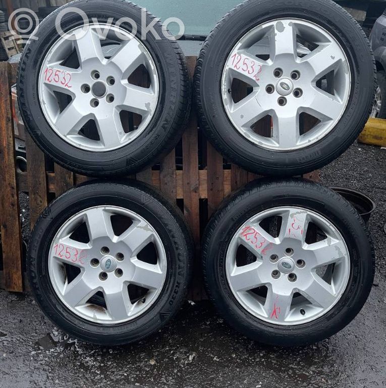 Land Rover Discovery 3 - LR3 R19 lengvojo lydinio ratlankis (-iai) 