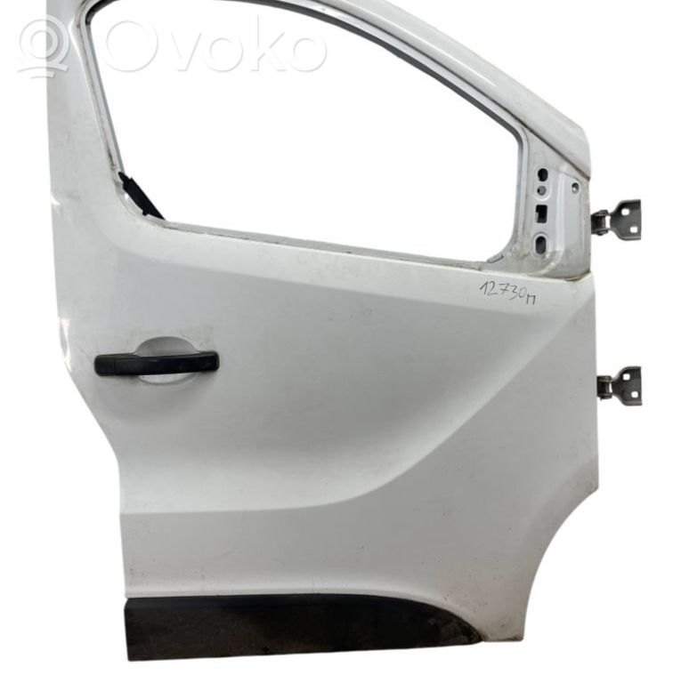 Opel Vivaro Front door 