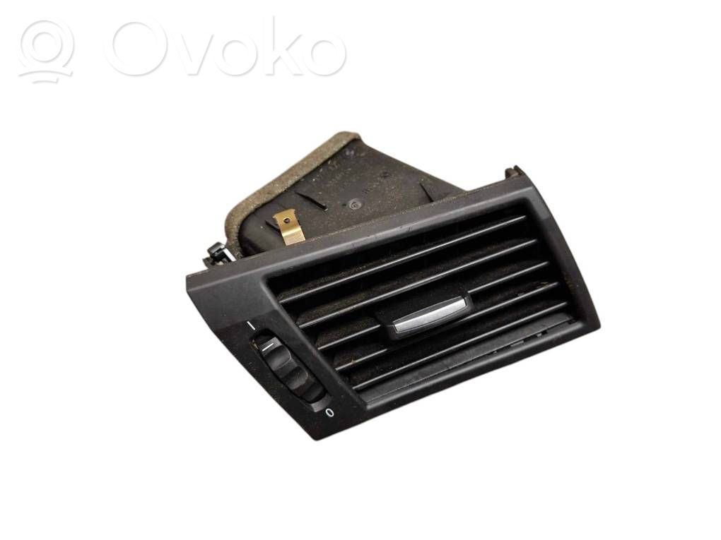 BMW X3 E83 Copertura griglia di ventilazione laterale cruscotto 