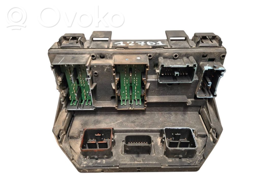 Chrysler Grand Voyager V Fuse box set 