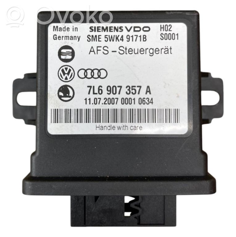Volkswagen Touareg I Light module LCM 