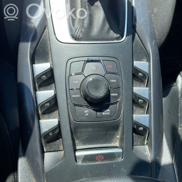 Citroen DS5 Head unit multimedia control 