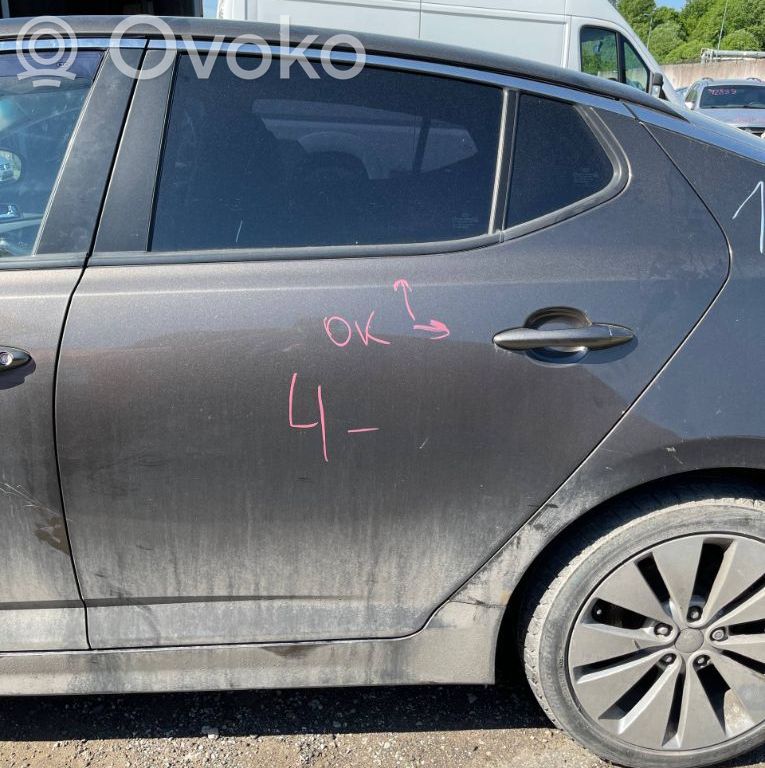 KIA Optima Puerta trasera 