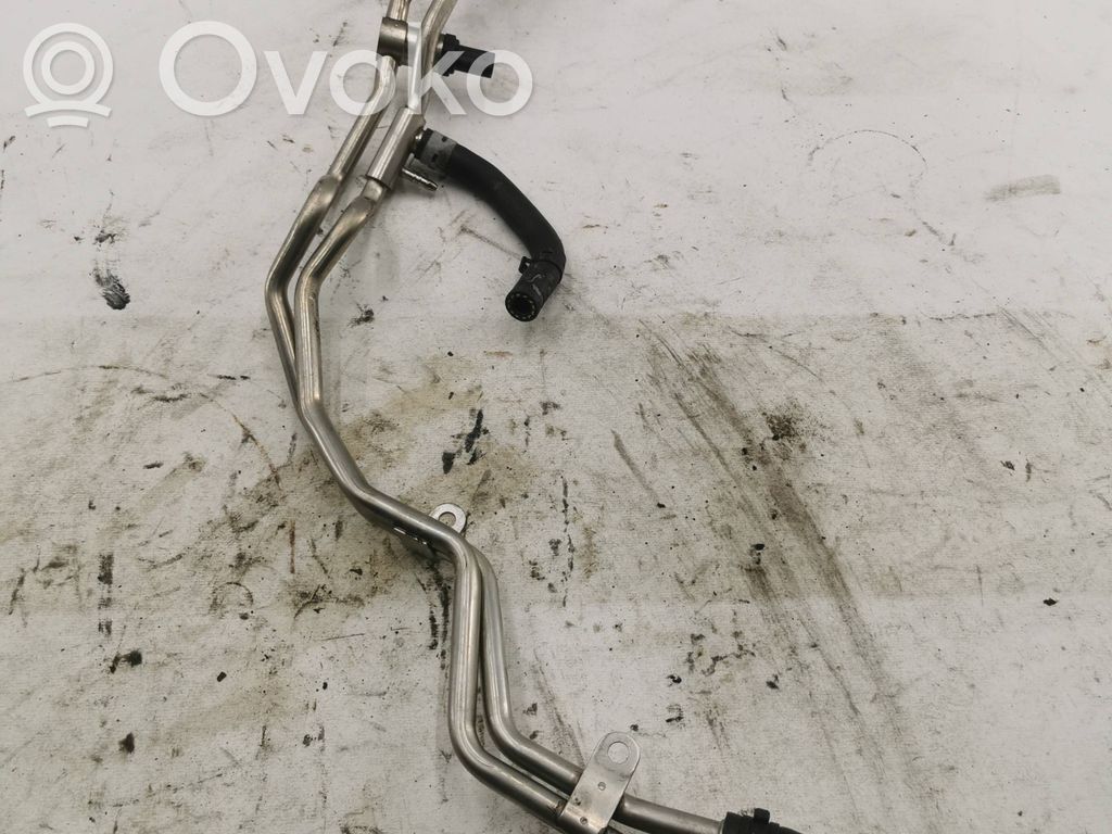 Audi A4 S4 B8 8K Conductă alimentare combustibil 