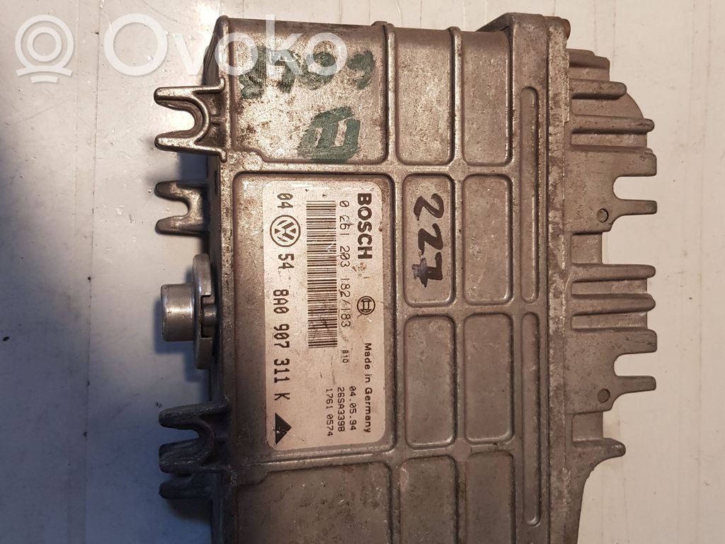 Volkswagen Golf III Engine control unit/module 