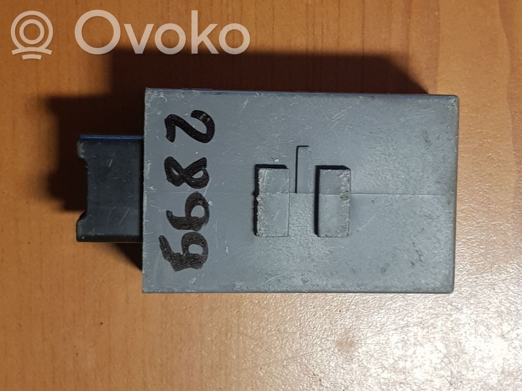 Mazda 626 Rear light relay 