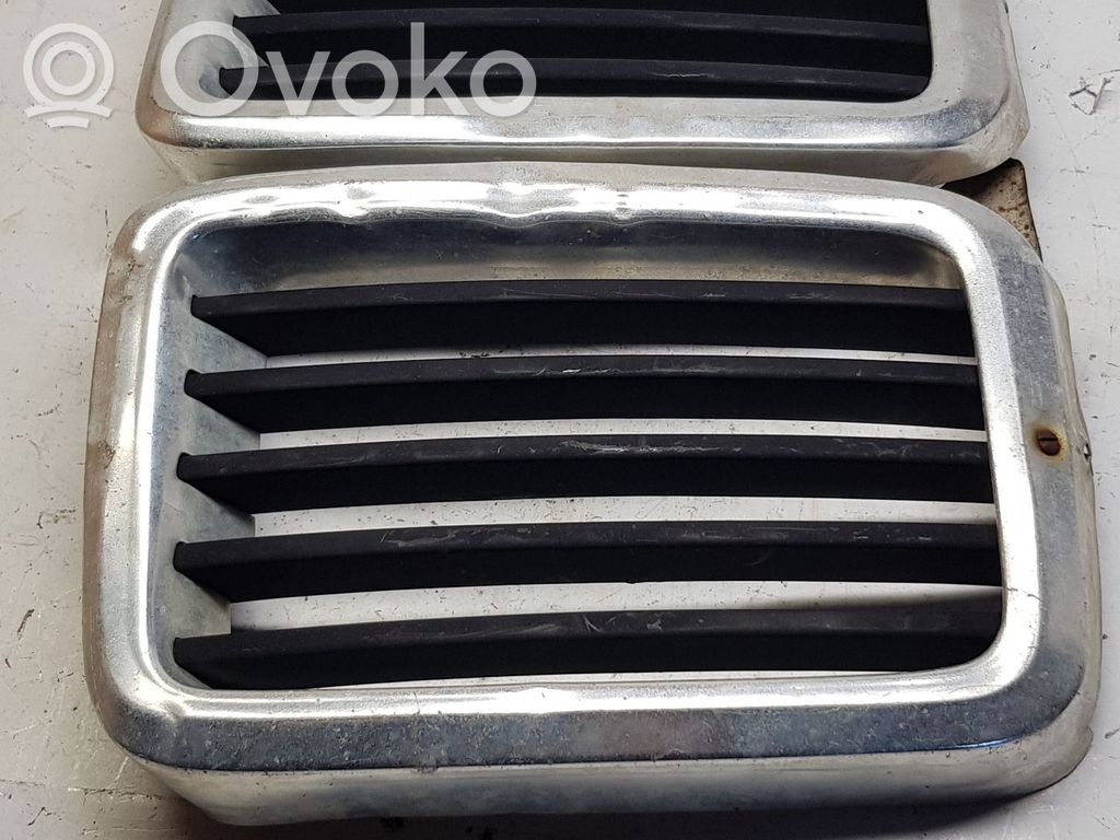 BMW 5 E28 Front grill 