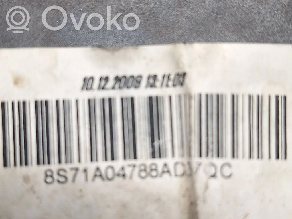 Saab 9-3 Ver2 Peleninė panelėje 
