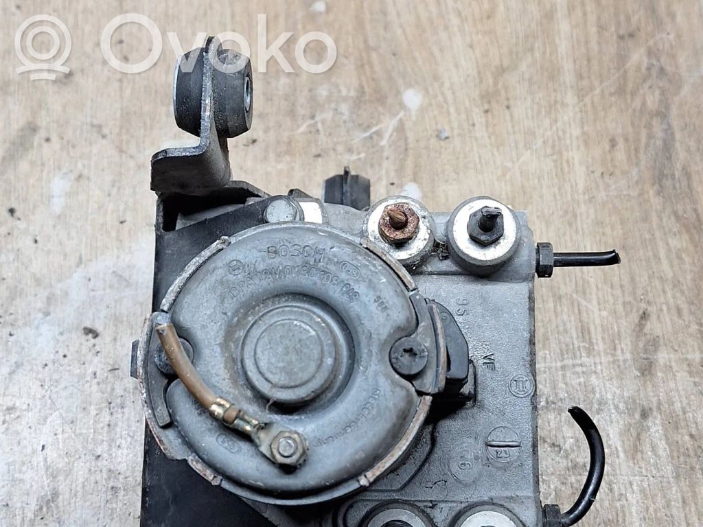 Audi A6 S6 C5 4B ABS bloks 