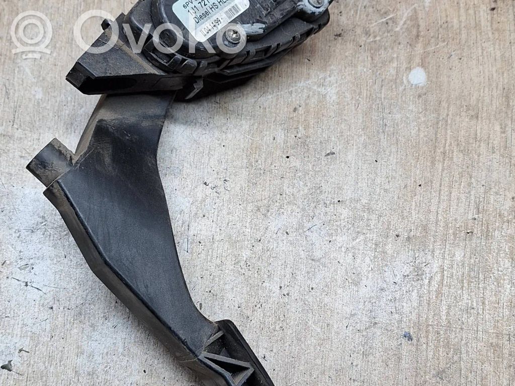 Volkswagen Golf IV Accelerator throttle pedal 