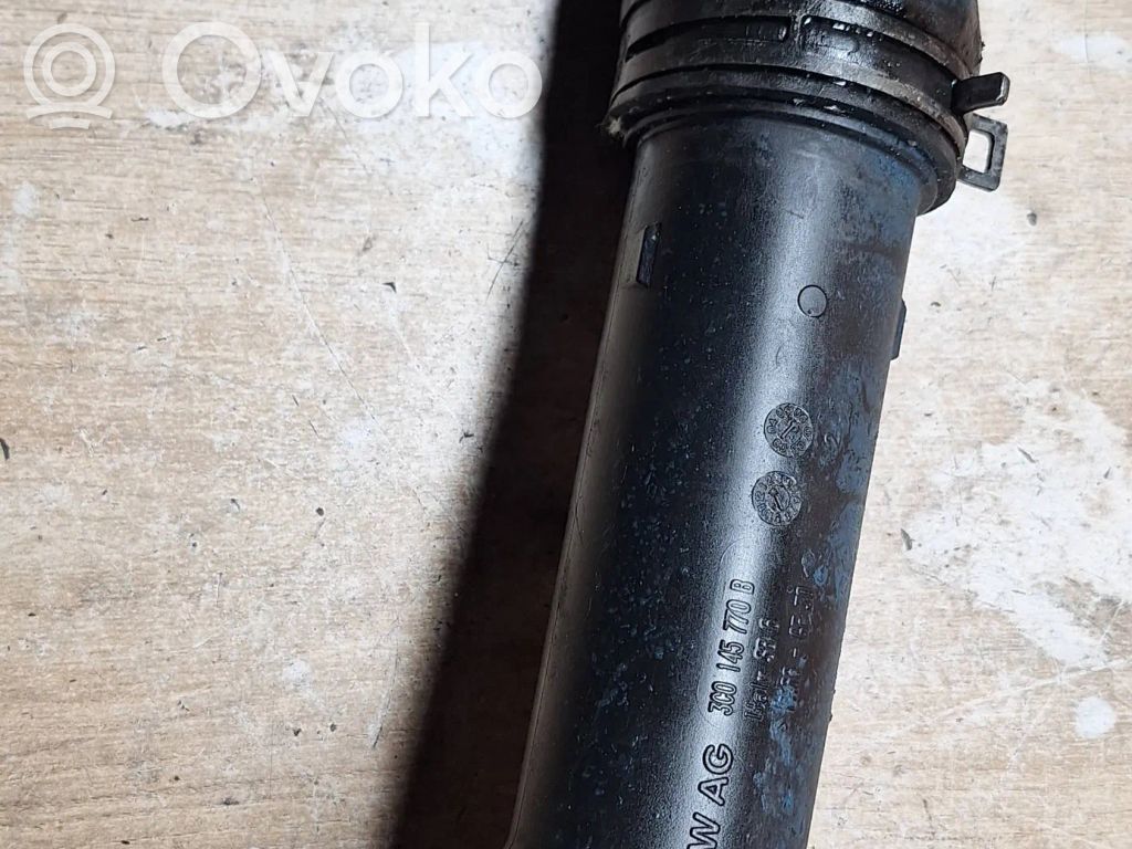 Volkswagen Golf V Välijäähdyttimen letku 