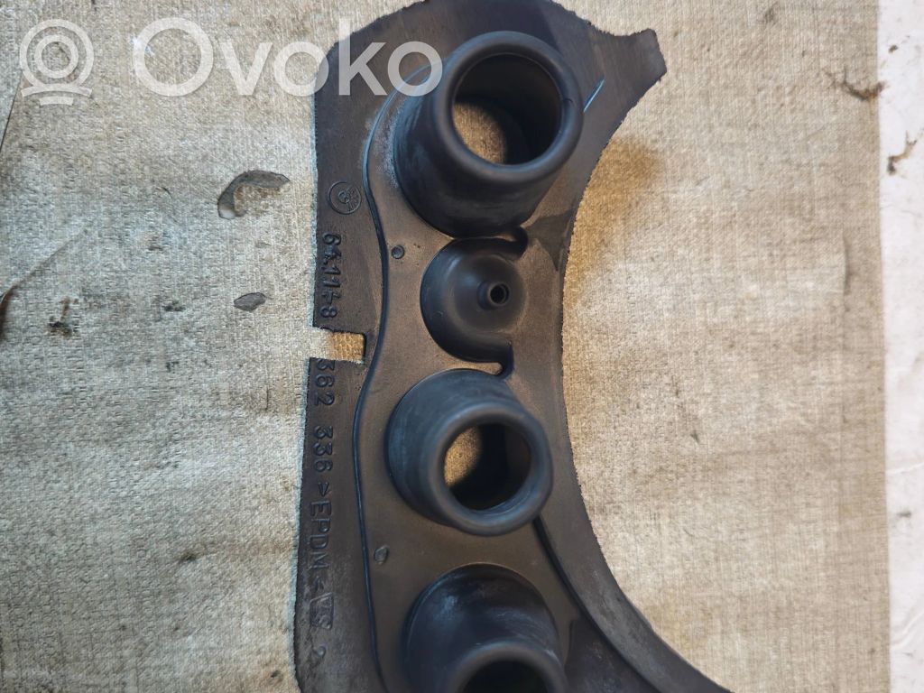 BMW 5 E39 Coolant heater control valve 