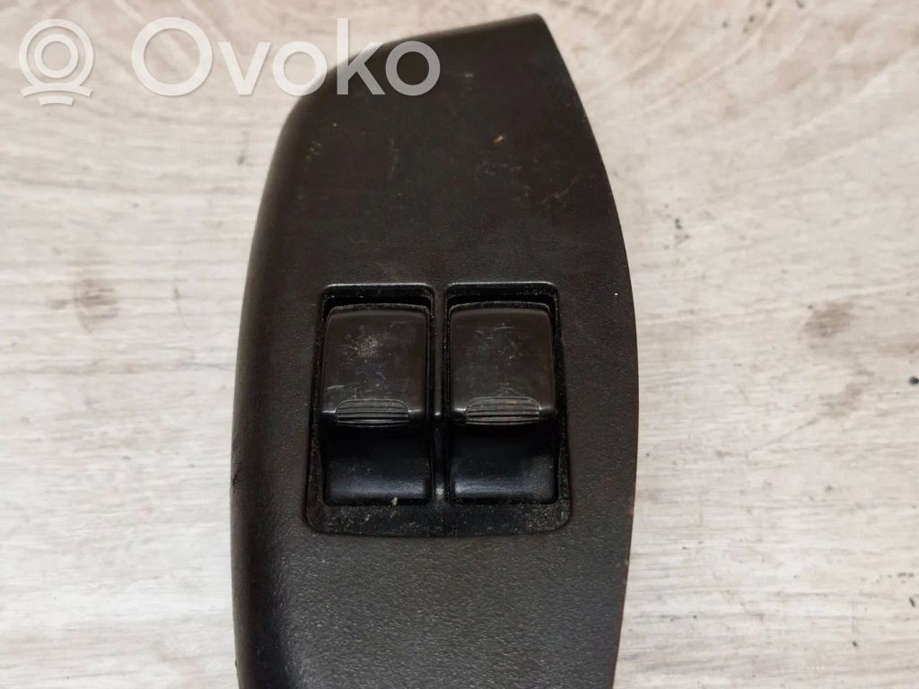Chevrolet Kalos Electric window control switch 