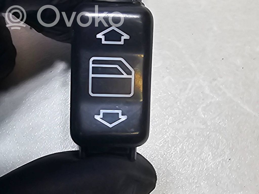 Mercedes-Benz E W124 Electric window control switch 