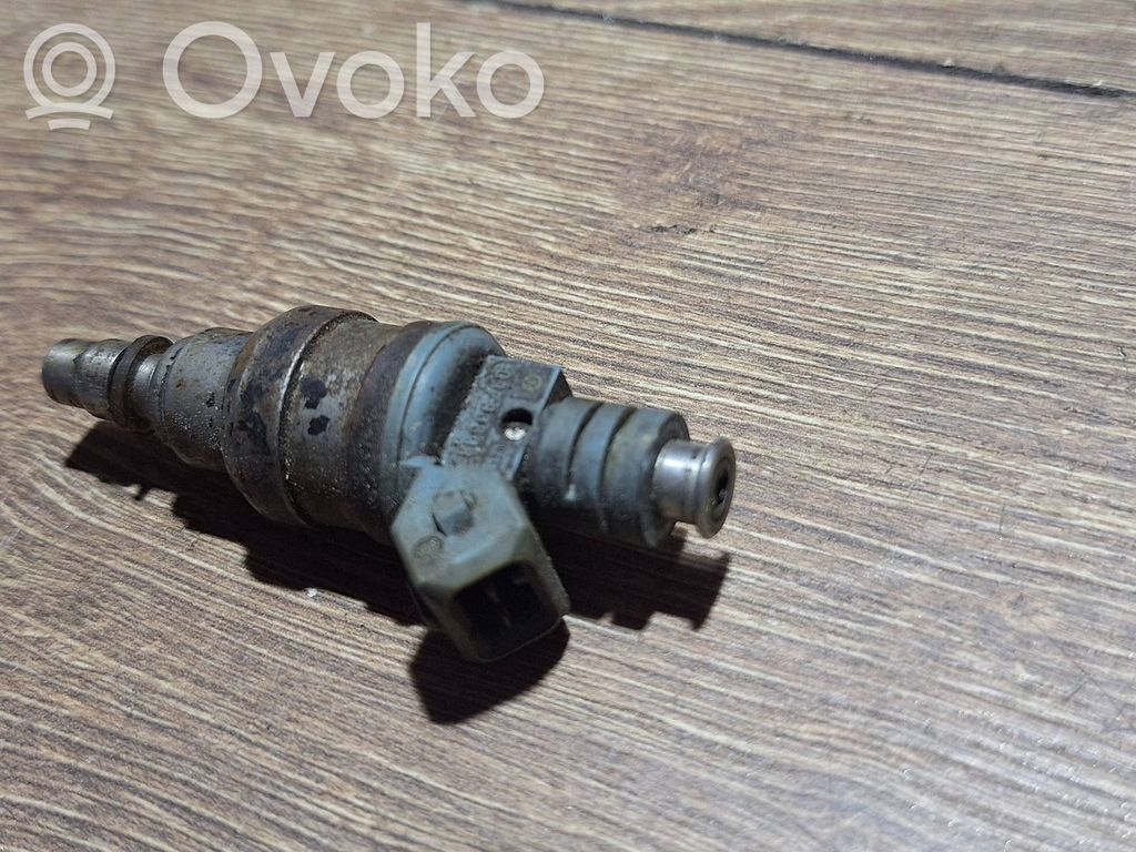 Audi 80 90 S2 B4 Inyector de combustible 