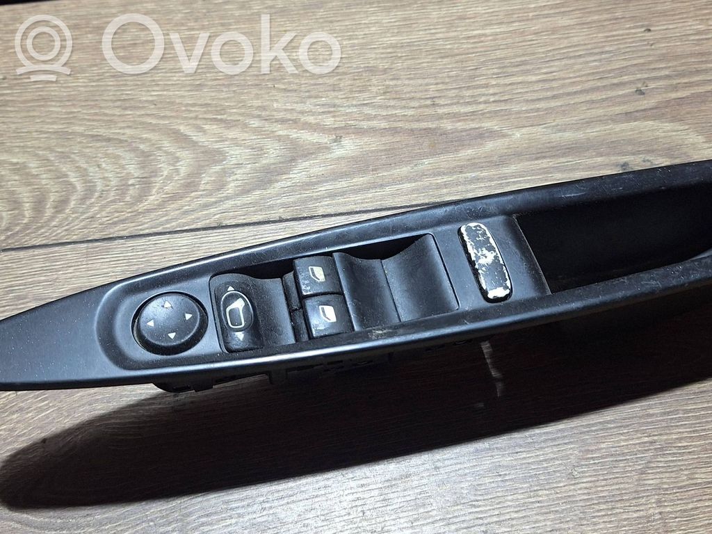 Citroen C4 I Electric window control switch 