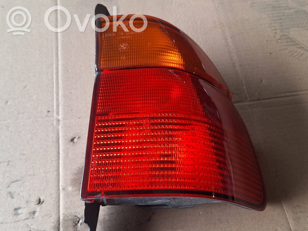 Rear/tail lights   393326