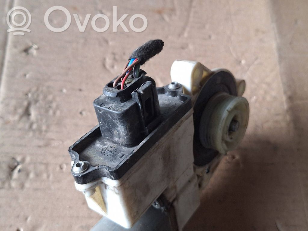 BMW X3 E83 Front door window regulator with motor 