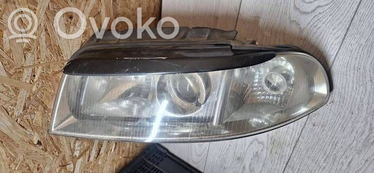 Audi A4 S4 B5 8D Etu-/Ajovalo 