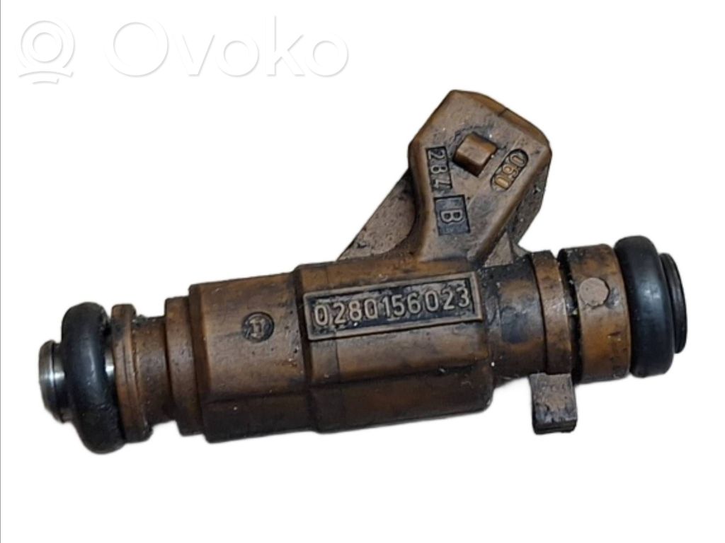 Renault Clio II Fuel injector 