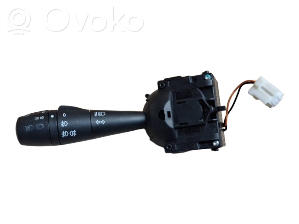 Renault Clio IV Light switch 