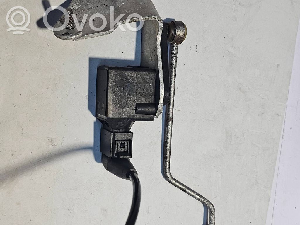 Mercedes-Benz CLS C219 Sensore di livello altezza posteriore sospensioni pneumatiche 