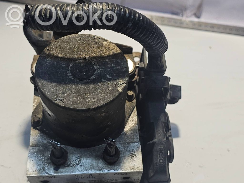 Toyota Verso Блок ABS 