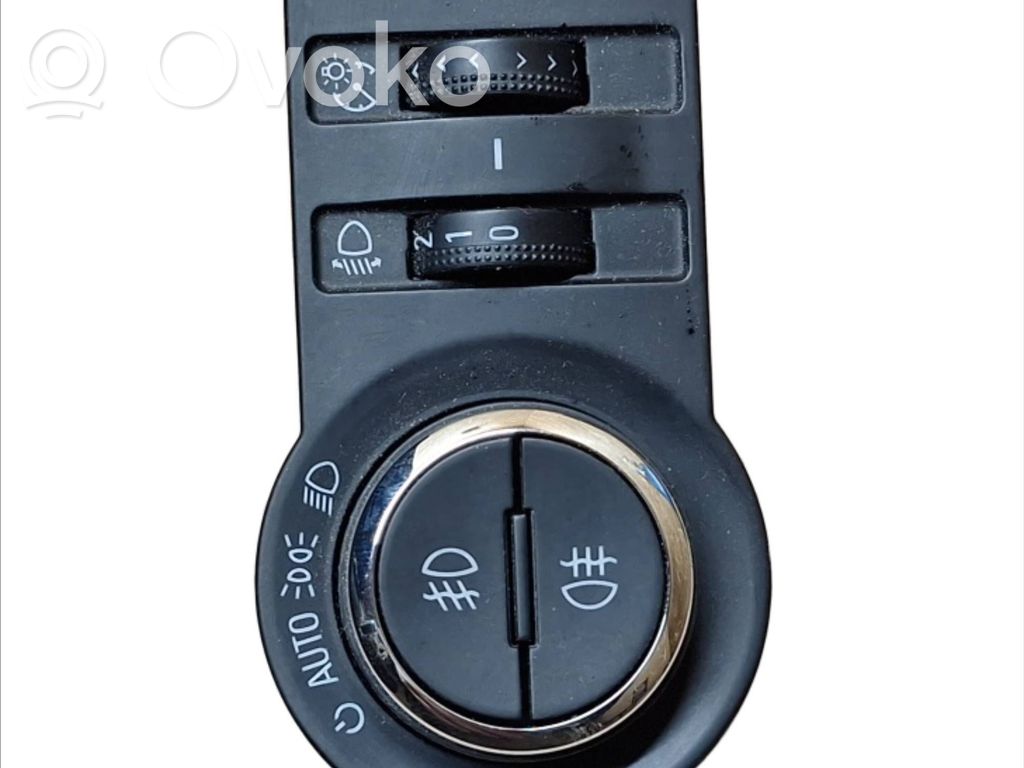 Opel Insignia A Interruptor de luz 