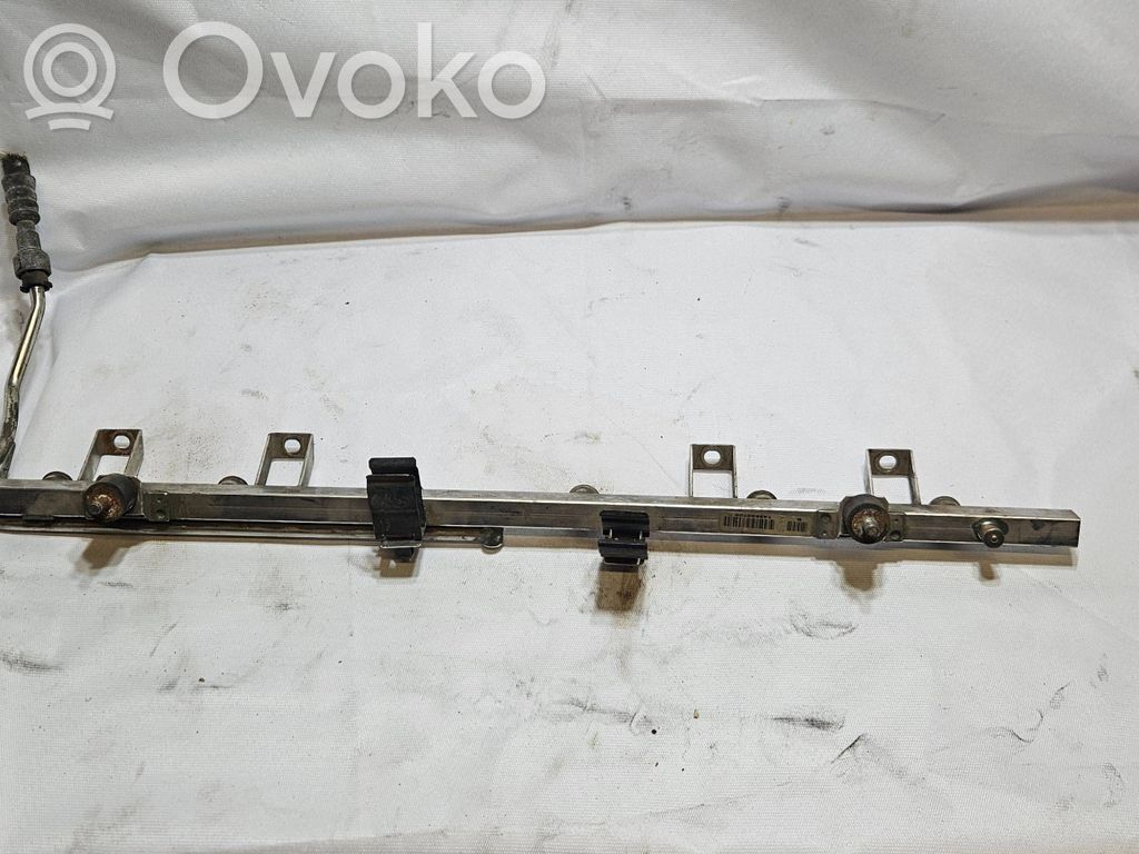 BMW 5 E39 Polttoainepääputki 