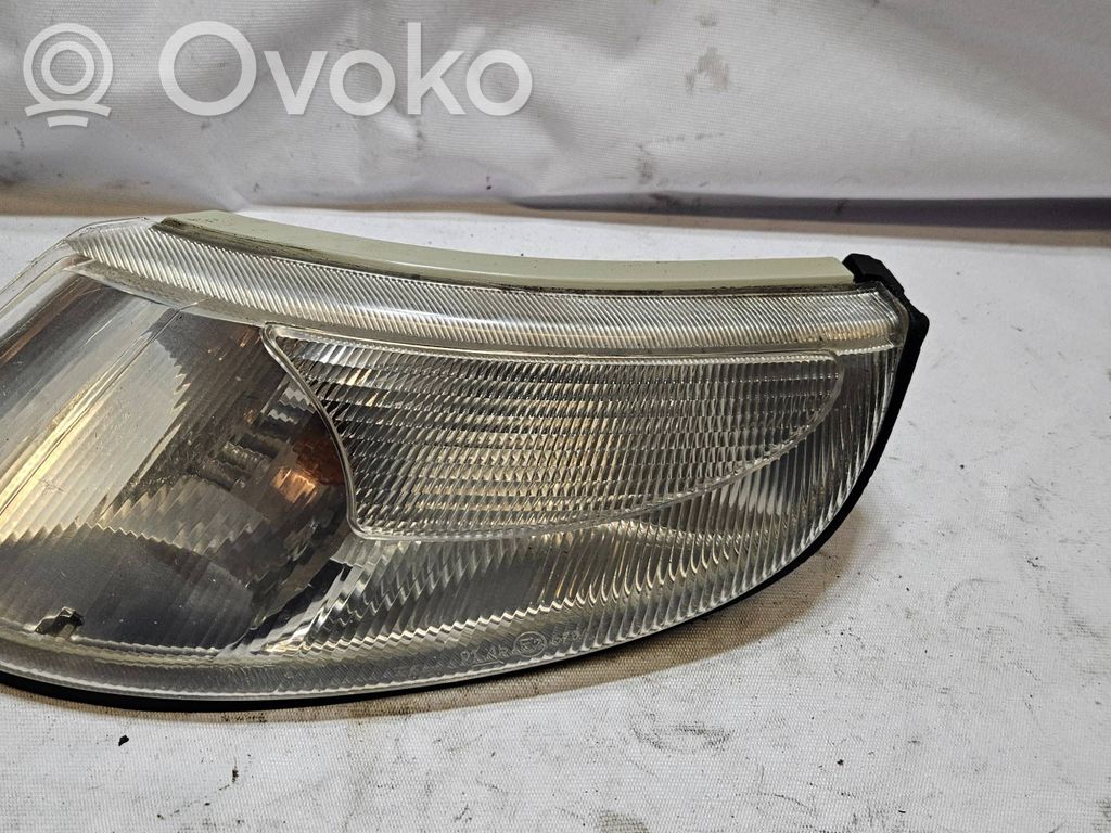 Saab 9-5 Front indicator light 