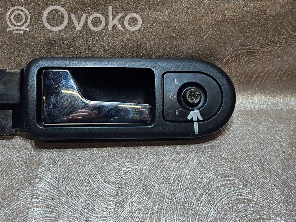 Volkswagen Golf IV Front door interior handle 