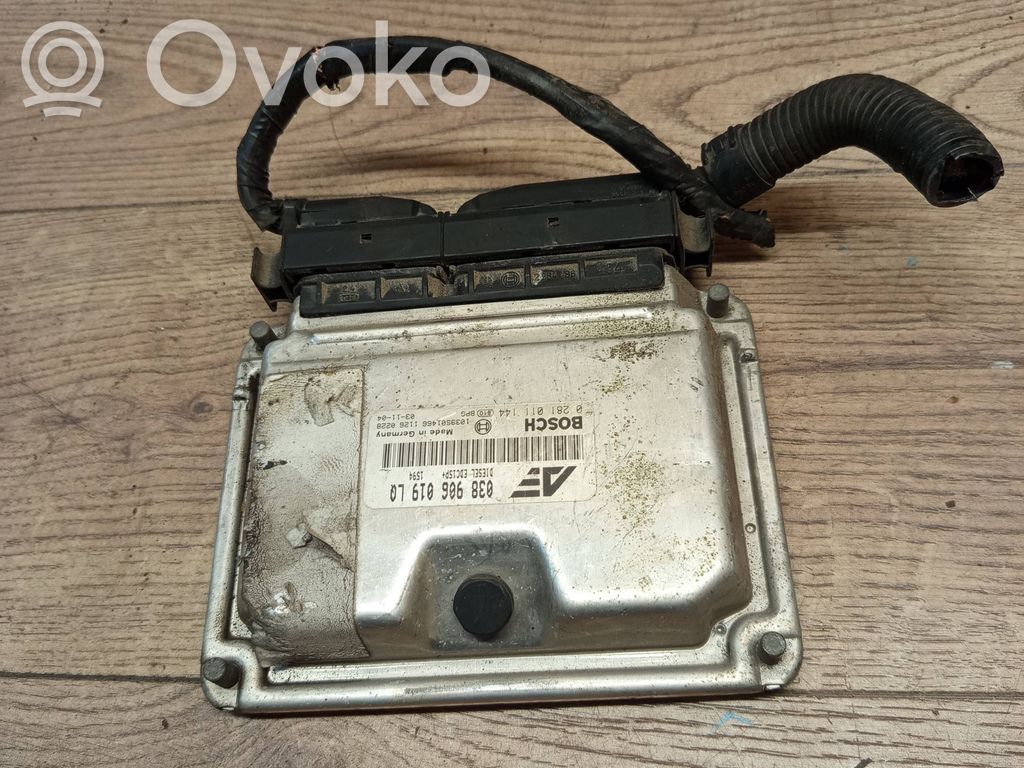 Sterownik / Moduł ECU   038906019LQ,1039S01466,1126022