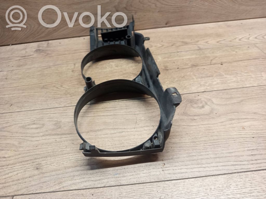Front grill   19384260