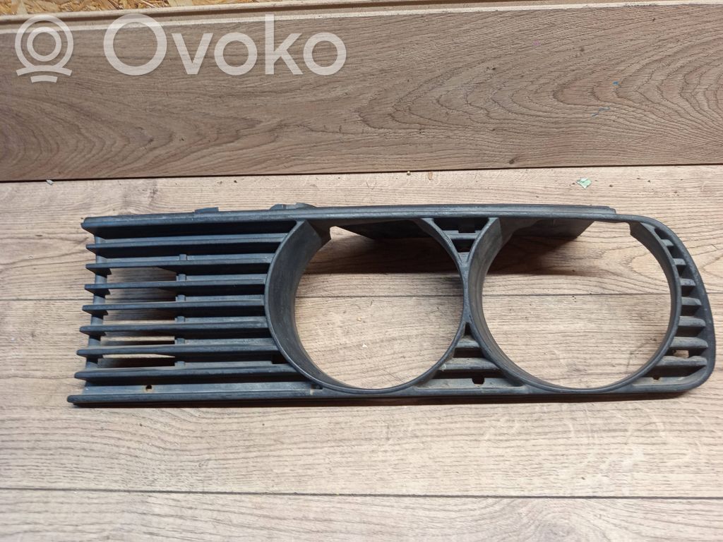 BMW 3 E30 Grille de calandre avant 