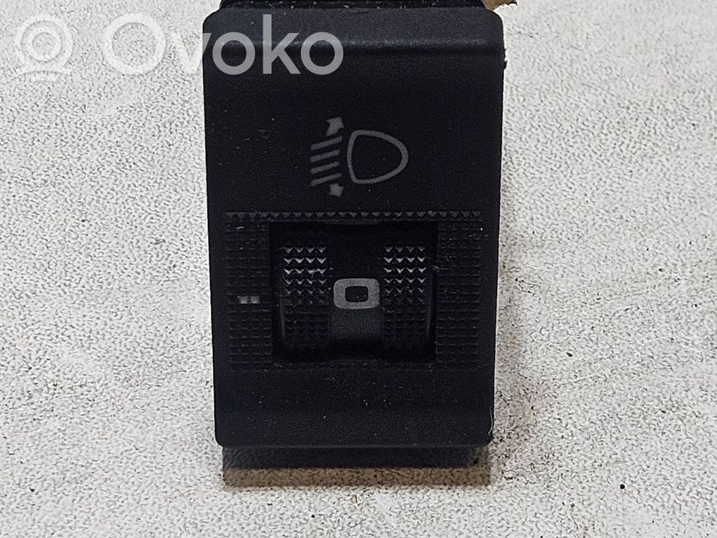 Headlight level height control switch   8A0941301