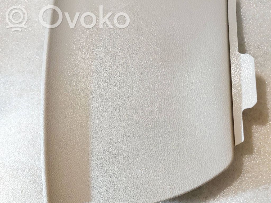 Paneļa apdare   5094264,618681,3058147,UY90TRMA