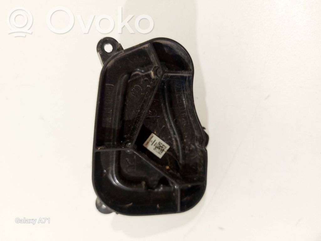 Chrysler Pacifica Xenon control unit/module 