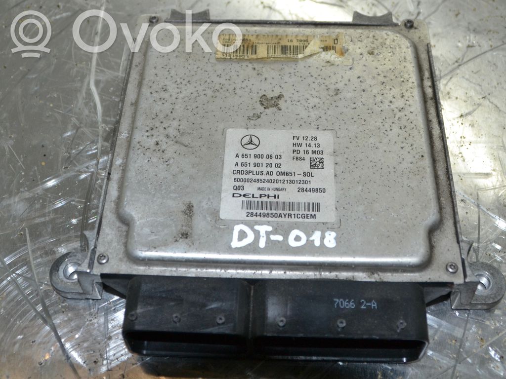 Mercedes-Benz C W205 Engine control unit/module 