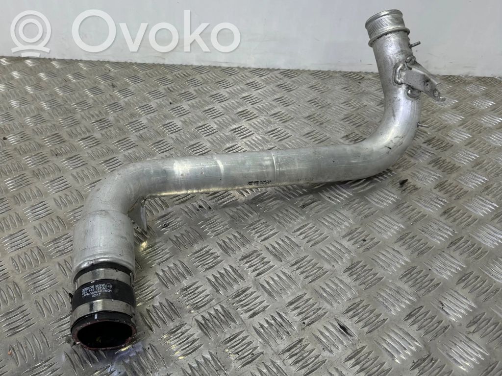 Porsche Macan (95B) Intercooler hose/pipe 