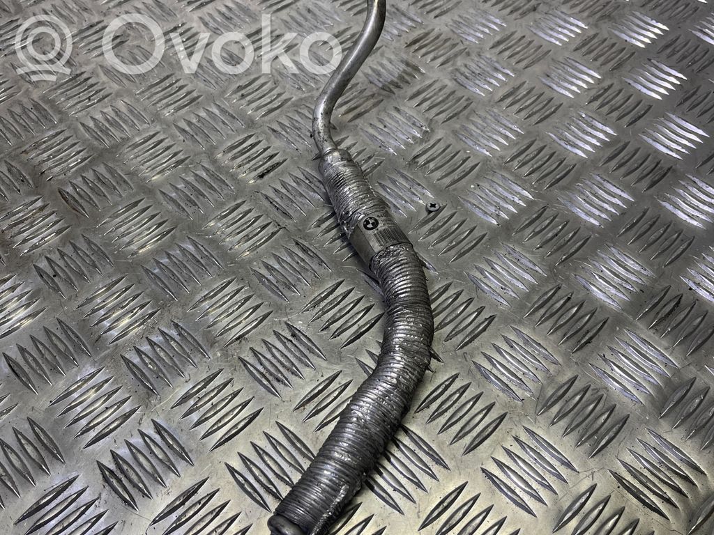 BMW 3 E92 E93 Kompressorin ilmanoton letku 