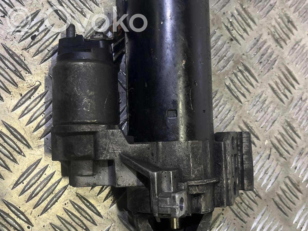 BMW 3 E90 E91 Starter motor 