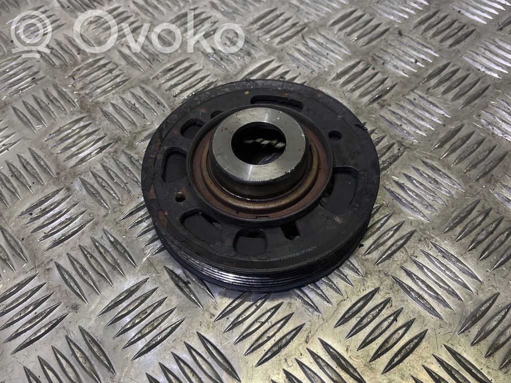 Ford Focus Kampiakselin vauhtipyörä 