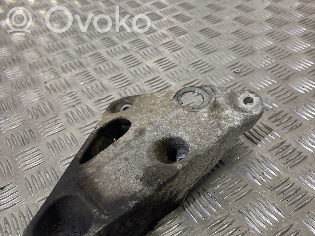 BMW 5 F10 F11 Łapa / Mocowanie silnika 