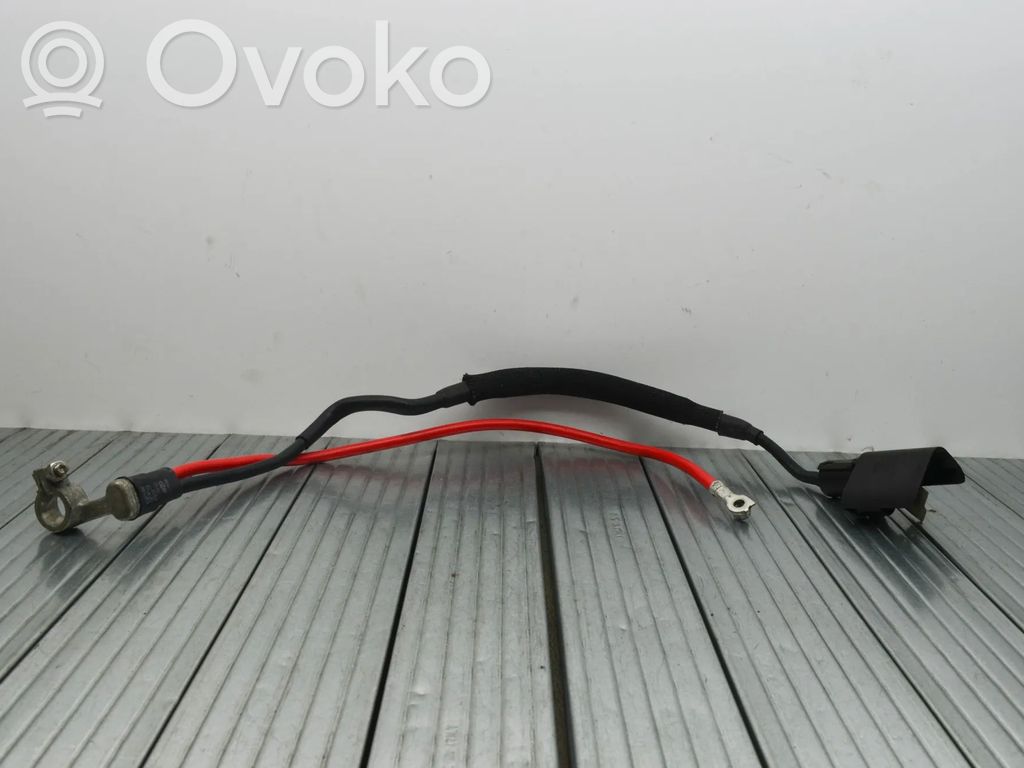 Audi Q3 8U Pliusinių laidų jungimo mazgas 